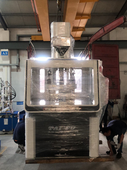 立式高速圓盤(pán)注塑機(jī)