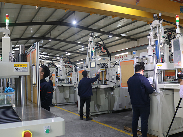 立式注塑機價格優(yōu)惠